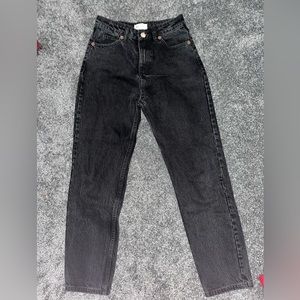 Zara Women’s Black Jeans Size 4